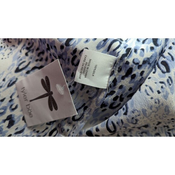 Tyler Boe Silk Leopard Animal Print Back Button‎ Long Sleeve Top Large - Picture 7 of 10